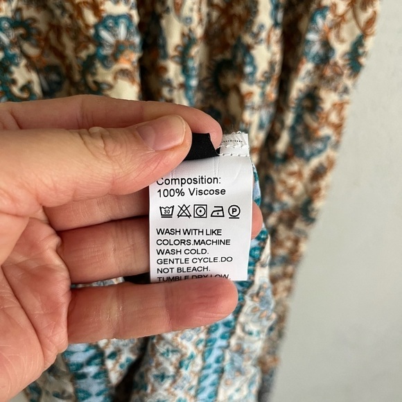 C. Cline Woman Apricot & Blue Floral V- Neck A- Line Dress, Size Small - Picture 10 of 12